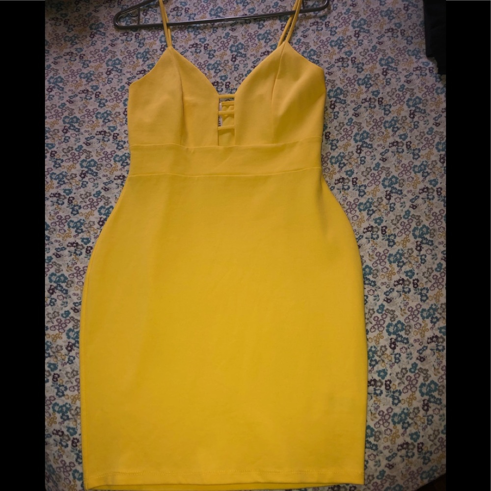 New Little Yellow Dress